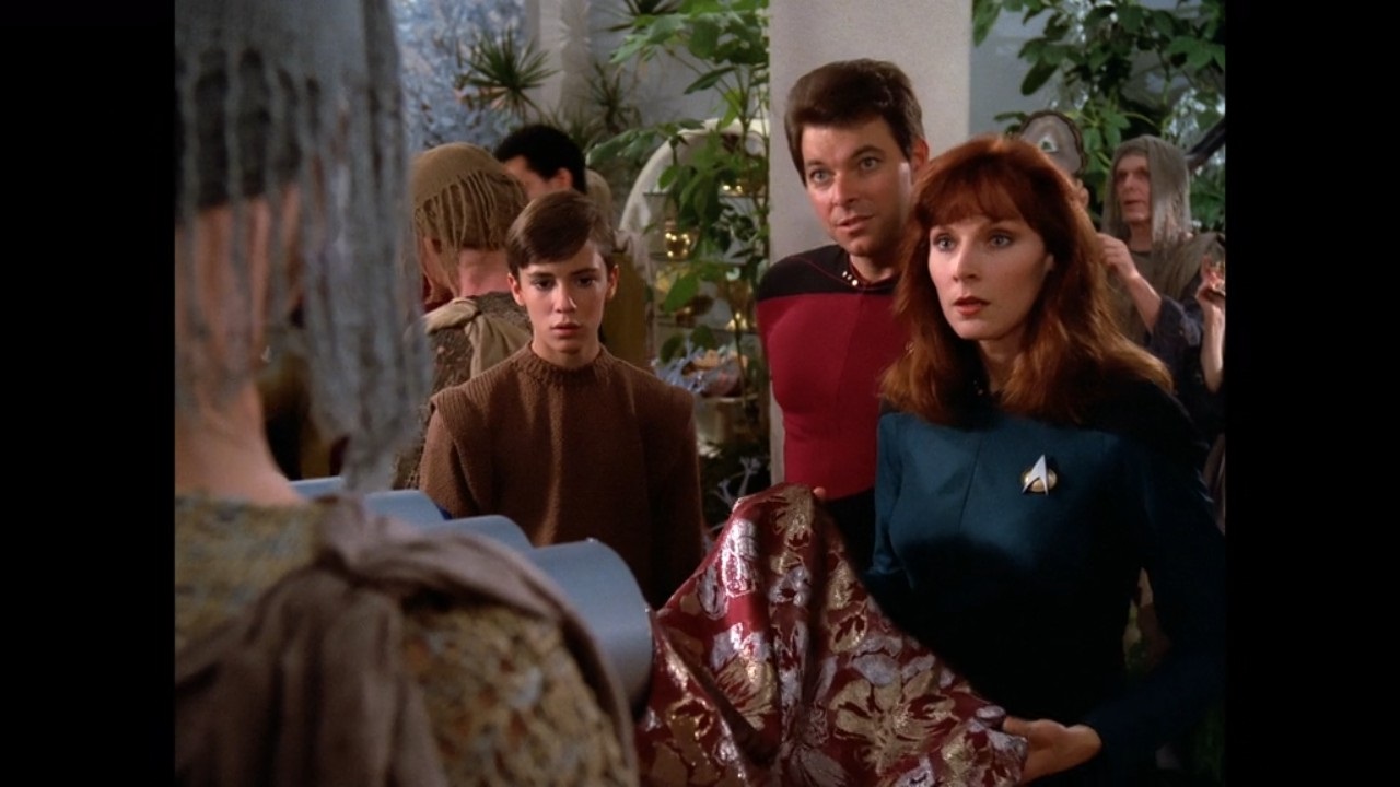 Star Trek: The Next Generation, Season 1, Episode 1 - Encounter at Farpoint (Part 1)