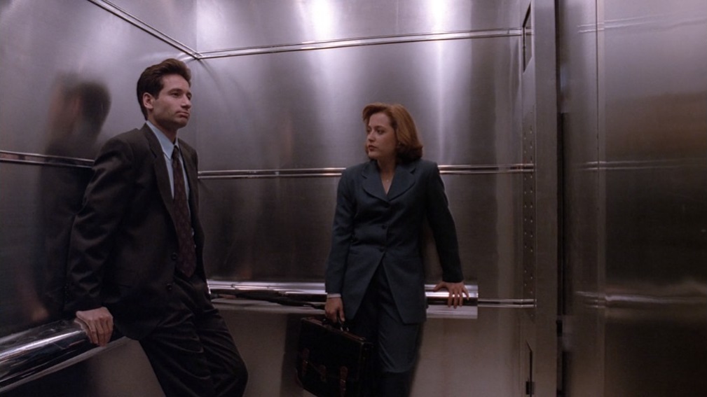 The X-Files, Season 1, Episode 7 - Ghost in the Machine