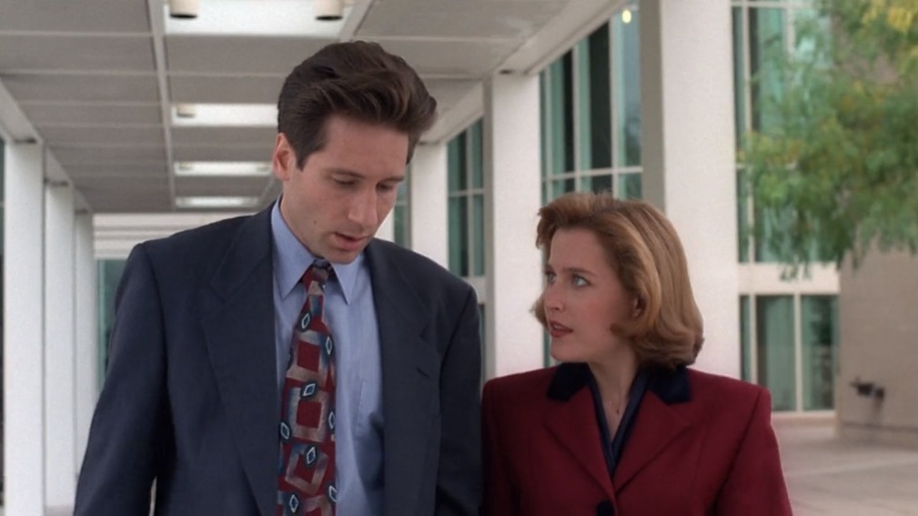 The X-Files, Season 1, Episode 7 - Ghost in the Machine