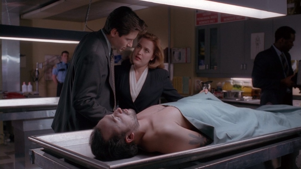 The X-Files, Season 1, Episode 15 - Lazarus