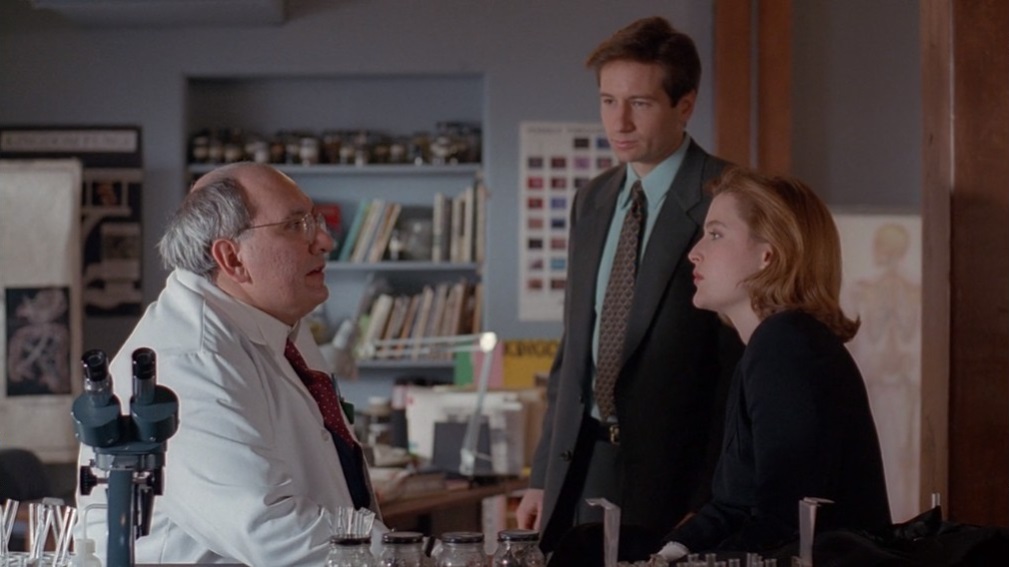The X-Files, Season 1, Episode 15 - Lazarus